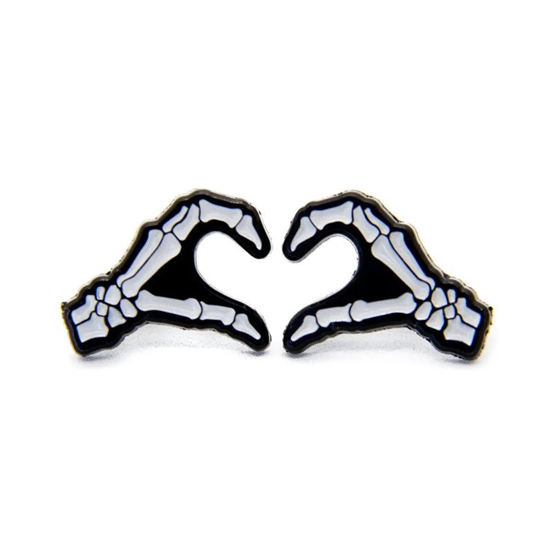 Tragic Love Pin - Lace & Thornz