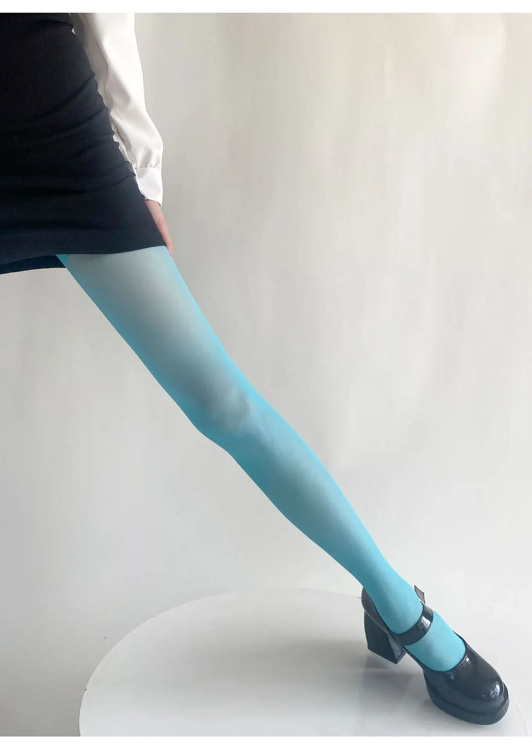 Vibe Legwear: A Stocking Collection