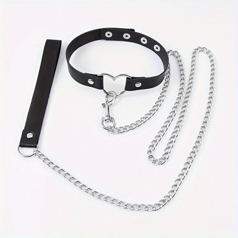Barking Beauty Choker and Leash