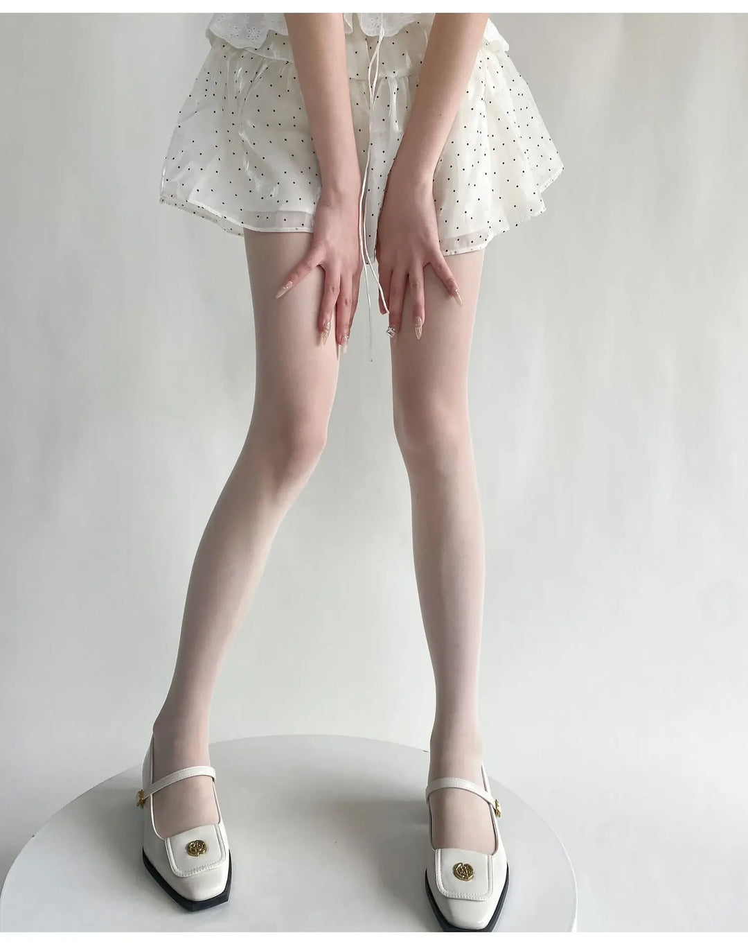 Vibe Legwear: A Stocking Collection