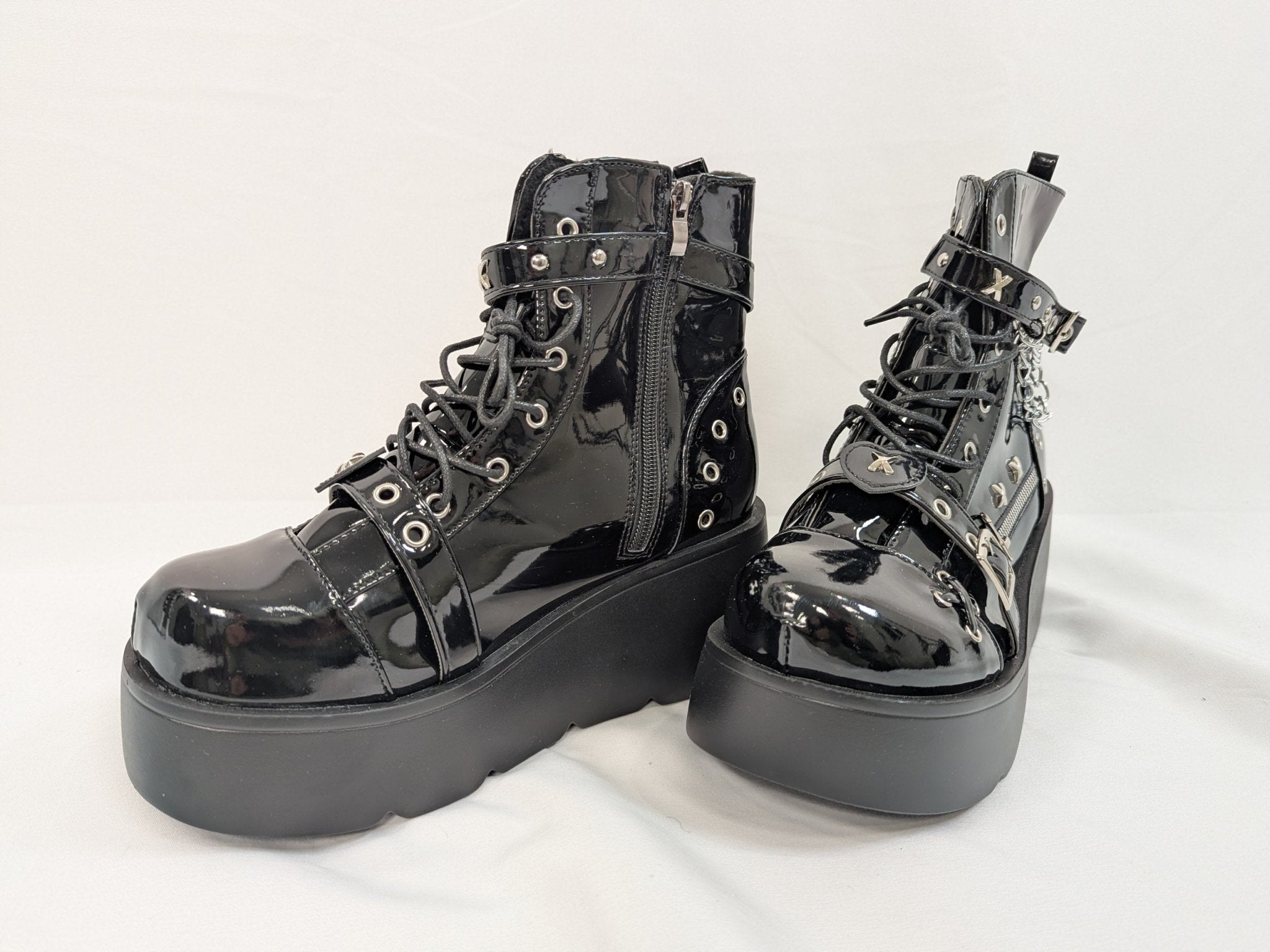 Banshee Platform Boots - Lace & Thornz